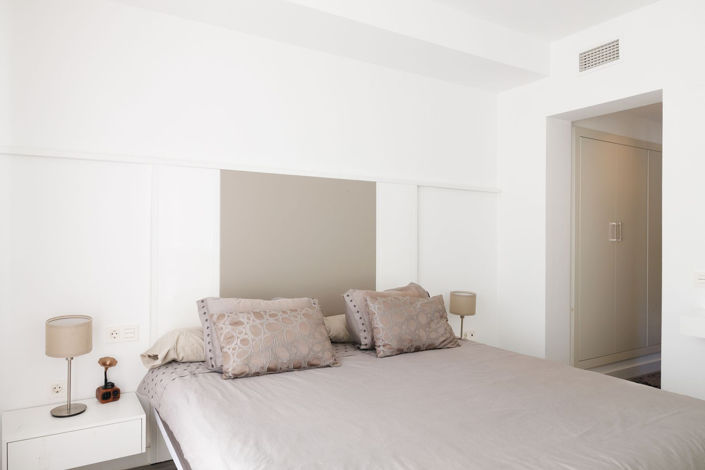 Image No.25-2 Bed Property for sale