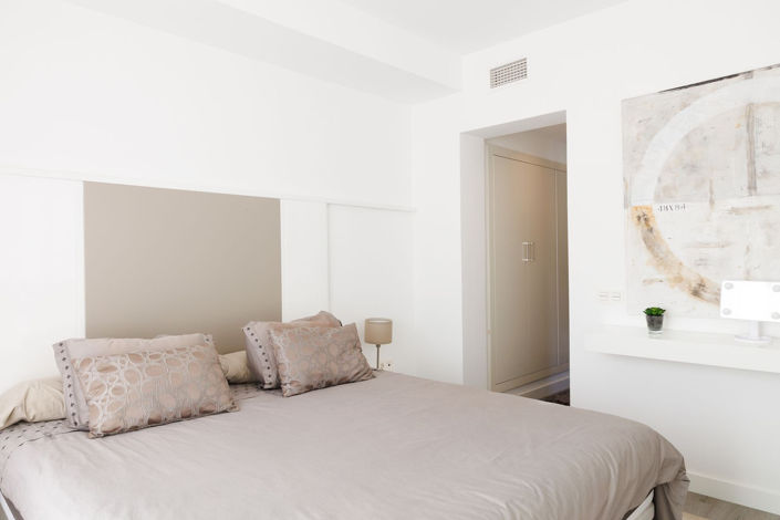 Image No.26-2 Bed Property for sale