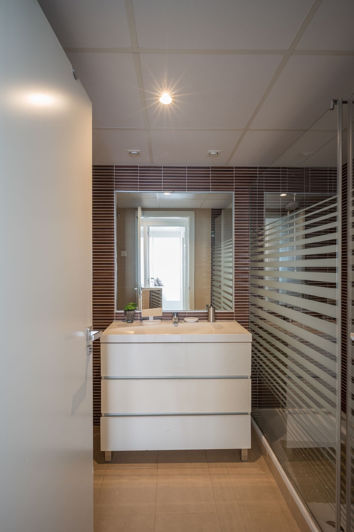 Image No.28-2 Bed Property for sale