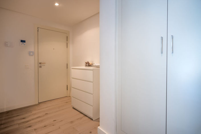 Image No.33-2 Bed Property for sale