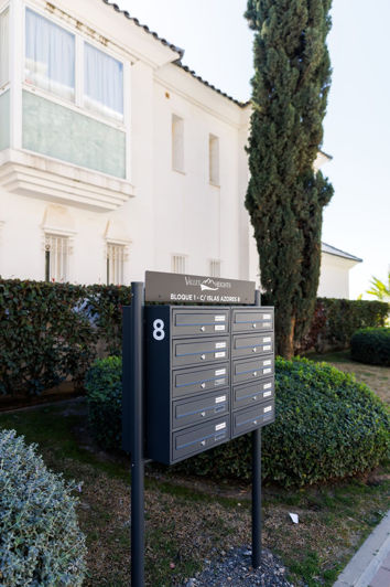 Image No.8-2 Bed Property for sale