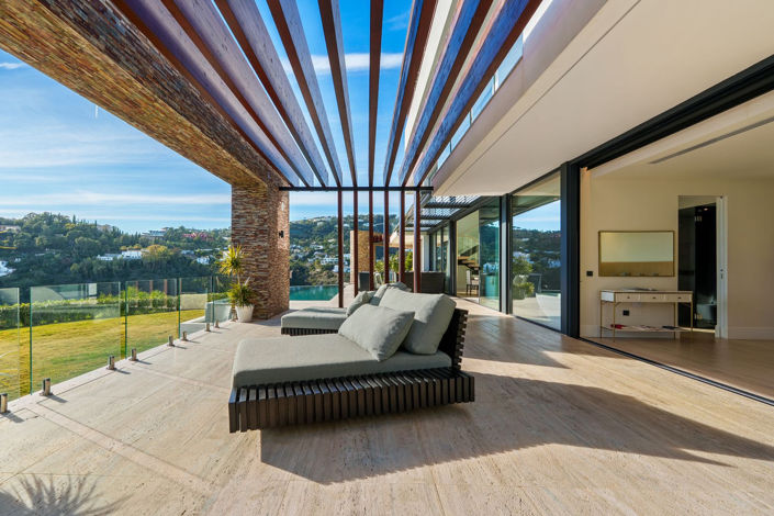 Image No.4-5 Bed Property for sale