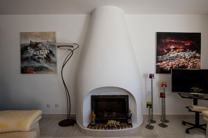 Image No.14-2 Bed Property for sale