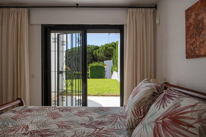 Image No.19-2 Bed Property for sale