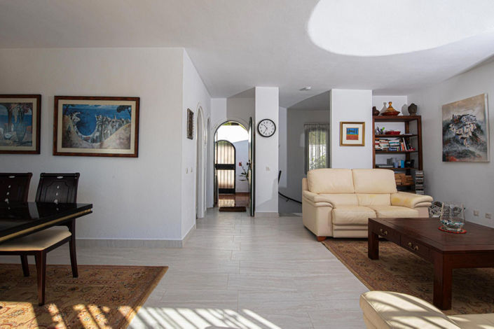 Image No.6-2 Bed Property for sale