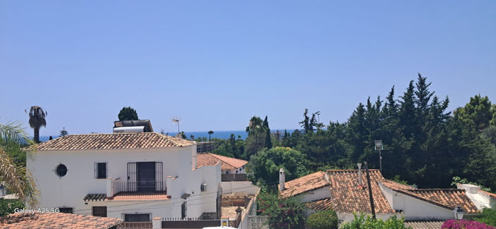 Image No.14-6 Bed Property for sale