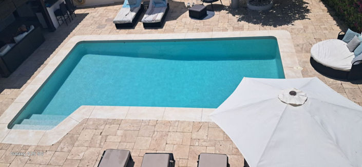 Image No.15-6 Bed Property for sale