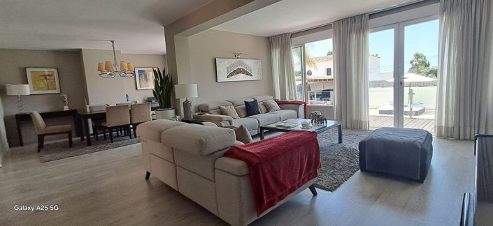 Image No.8-6 Bed Property for sale