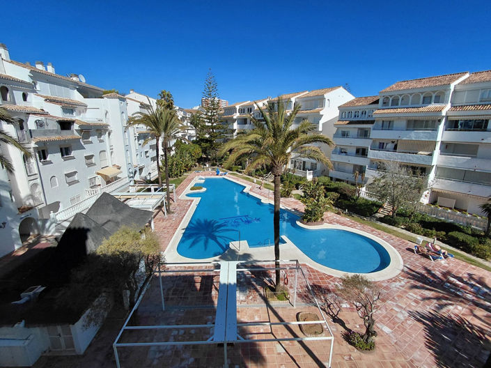 Image No.43-3 Bed Property for sale