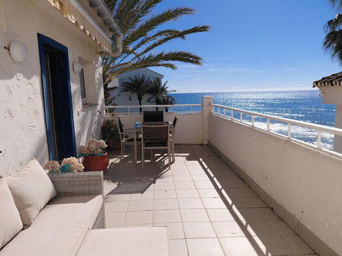 Image No.6-3 Bed Property for sale