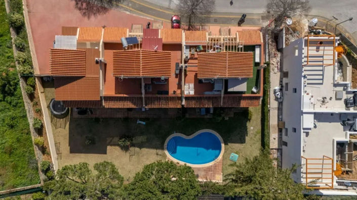 Image No.25-3 Bed Property for sale