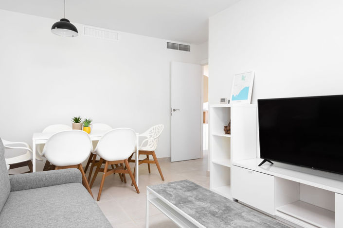 Image No.11-2 Bed Property for sale