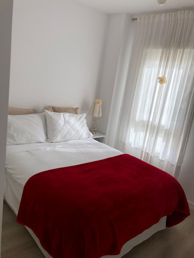 Image No.8-3 Bed Property for sale