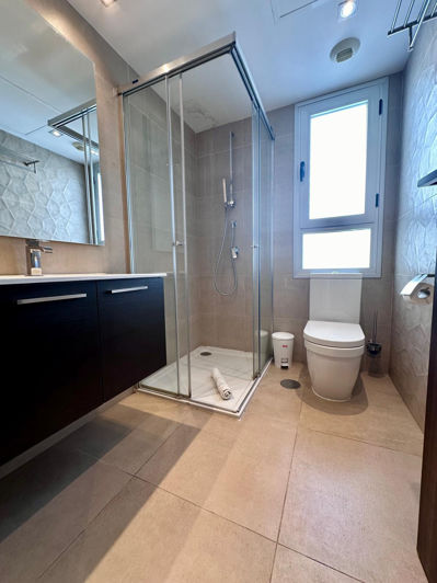 Image No.16-3 Bed Property for sale