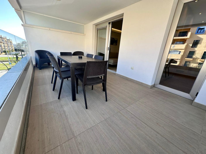 Image No.27-3 Bed Property for sale