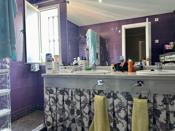 Image No.23-4 Bed Property for sale