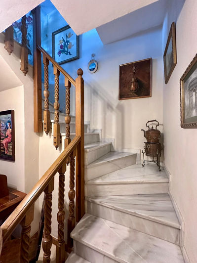 Image No.25-4 Bed Property for sale