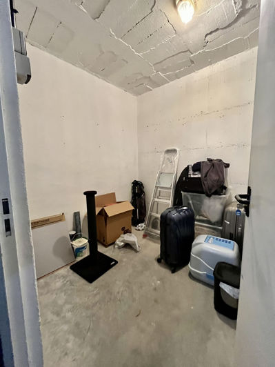 Image No.38-3 Bed Property for sale