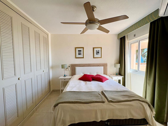 Image No.12-2 Bed Property for sale