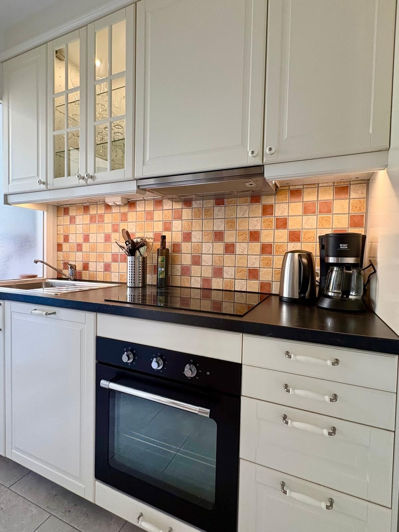 Image No.7-2 Bed Property for sale