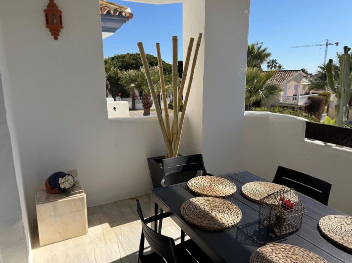 Image No.2-3 Bed Property for sale