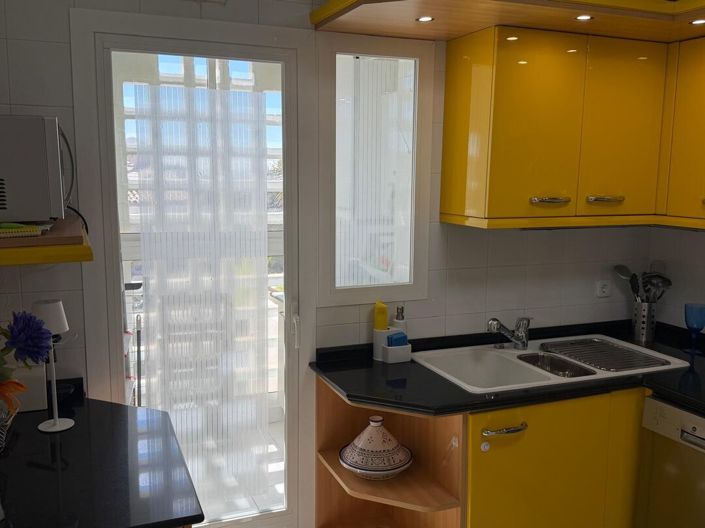 Image No.26-3 Bed Property for sale