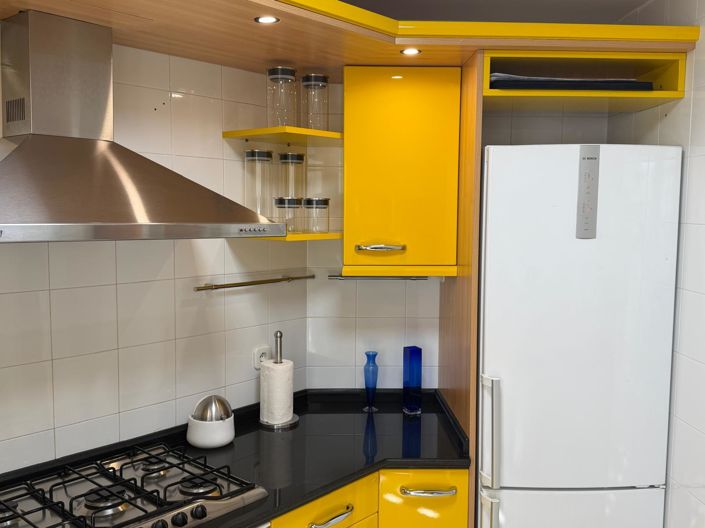 Image No.27-3 Bed Property for sale