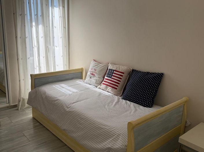 Image No.29-3 Bed Property for sale