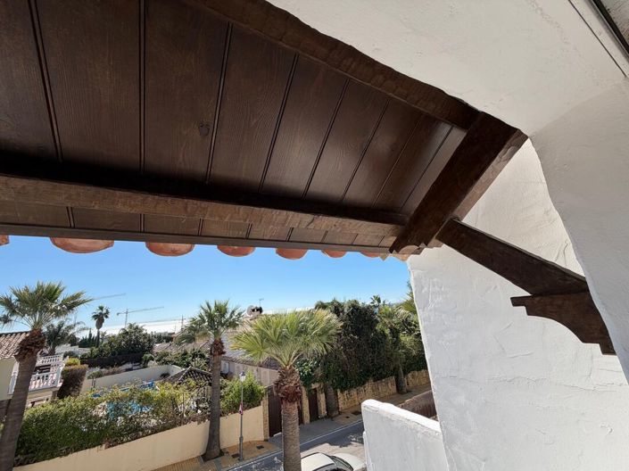 Image No.41-3 Bed Property for sale