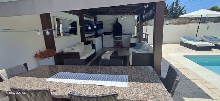 Image No.34-6 Bed Property for sale