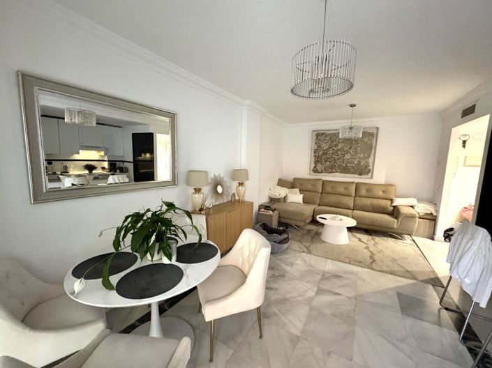 Image No.4-2 Bed Property for sale