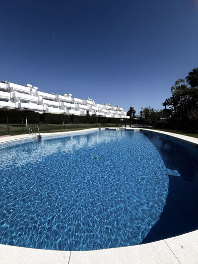 Image No.2-2 Bed Property for sale