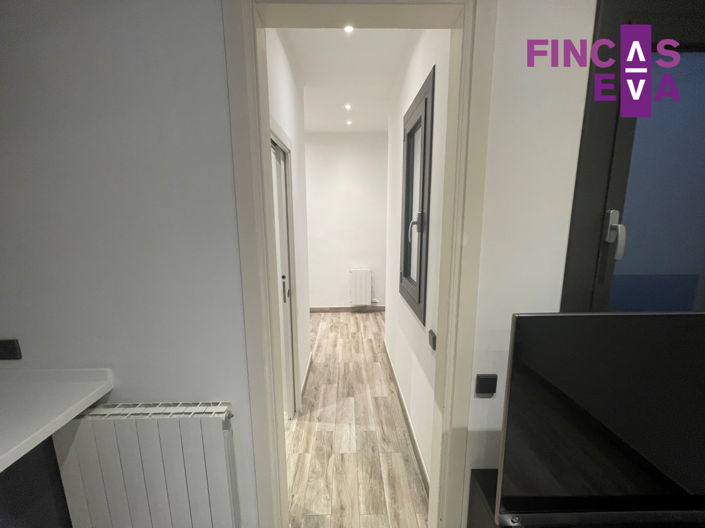 Image No.12-2 Bed Property for sale