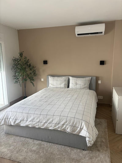 Image No.10-4 Bed Property for sale