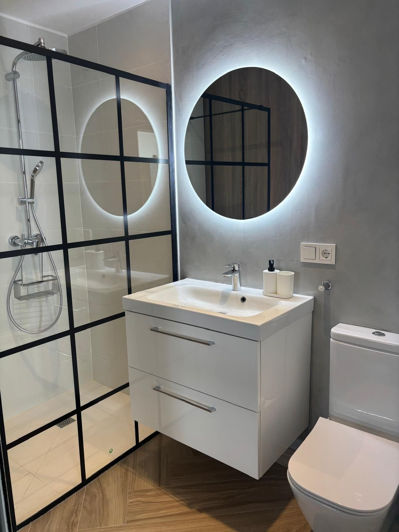 Image No.11-4 Bed Property for sale