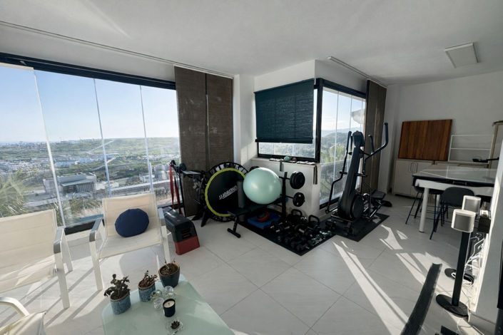 Image No.6-2 Bed Property for sale