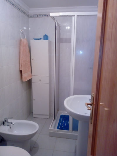 Image No.12-3 Bed Property for sale