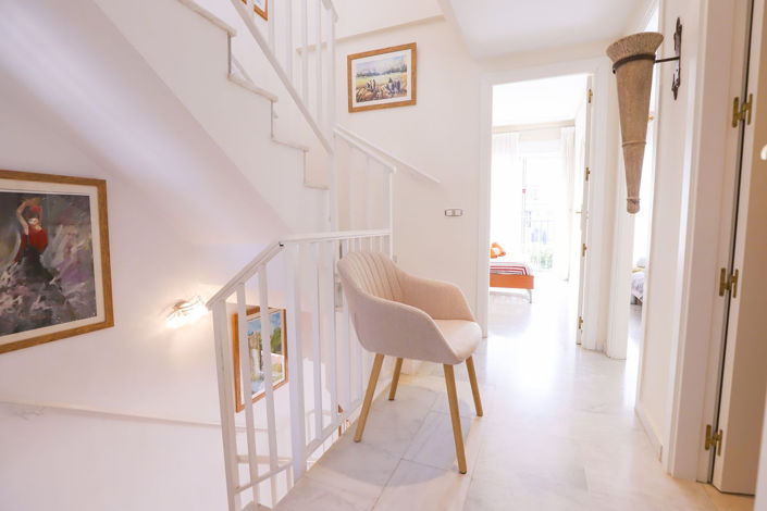 Image No.11-3 Bed Property for sale