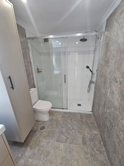 Image No.10-1 Bed Property for sale