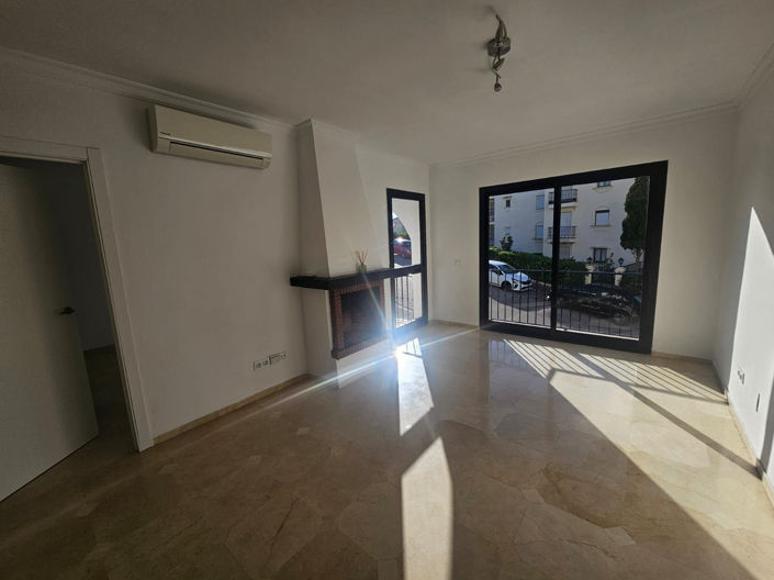 Image No.3-1 Bed Property for sale