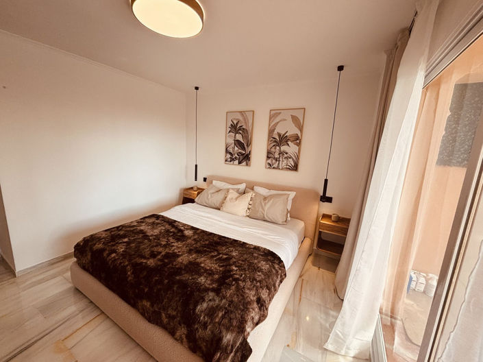 Image No.19-2 Bed Property for sale