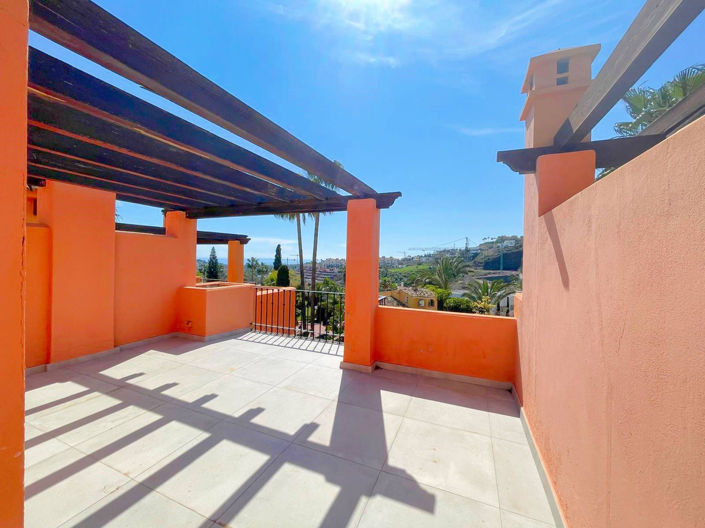 Image No.32-3 Bed Property for sale