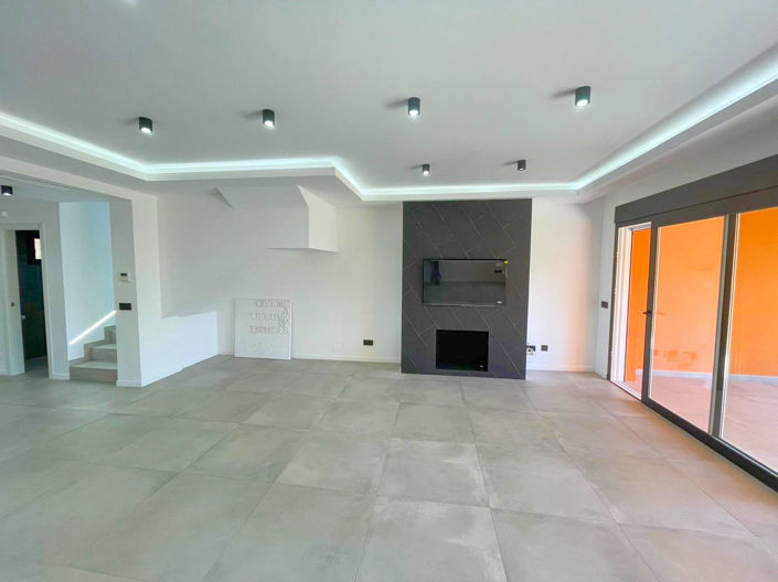 Image No.7-3 Bed Property for sale