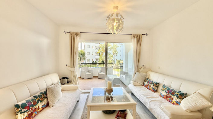 Image No.9-2 Bed Property for sale