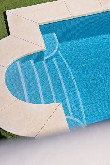 Image No.18-4 Bed Property for sale