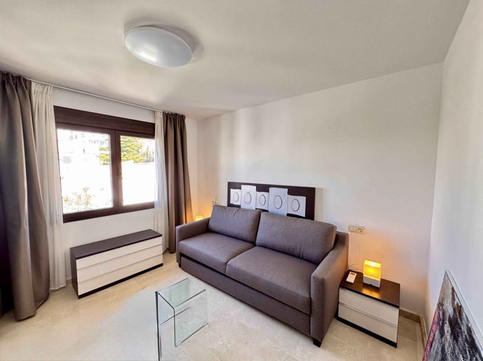 Image No.35-5 Bed Property for sale