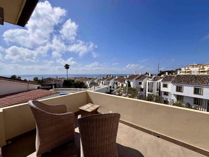 Image No.41-5 Bed Property for sale