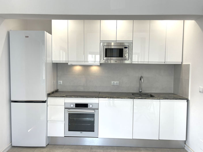 Image No.43-5 Bed Property for sale