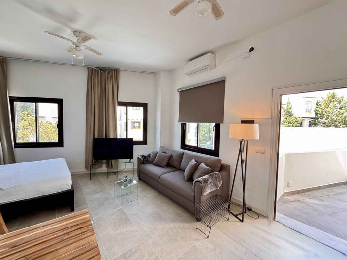 Image No.45-5 Bed Property for sale