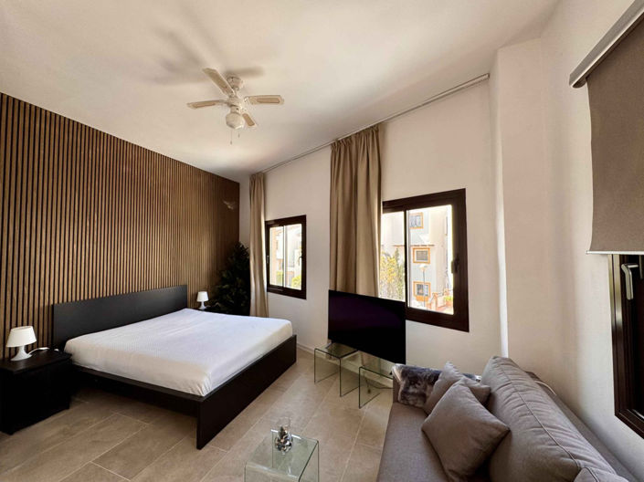 Image No.46-5 Bed Property for sale